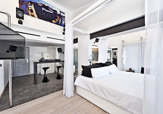 Ushuaia_Ibiza_Beach_Hotel_room